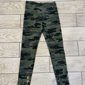 NWT Lucky Brand camo leggings Small